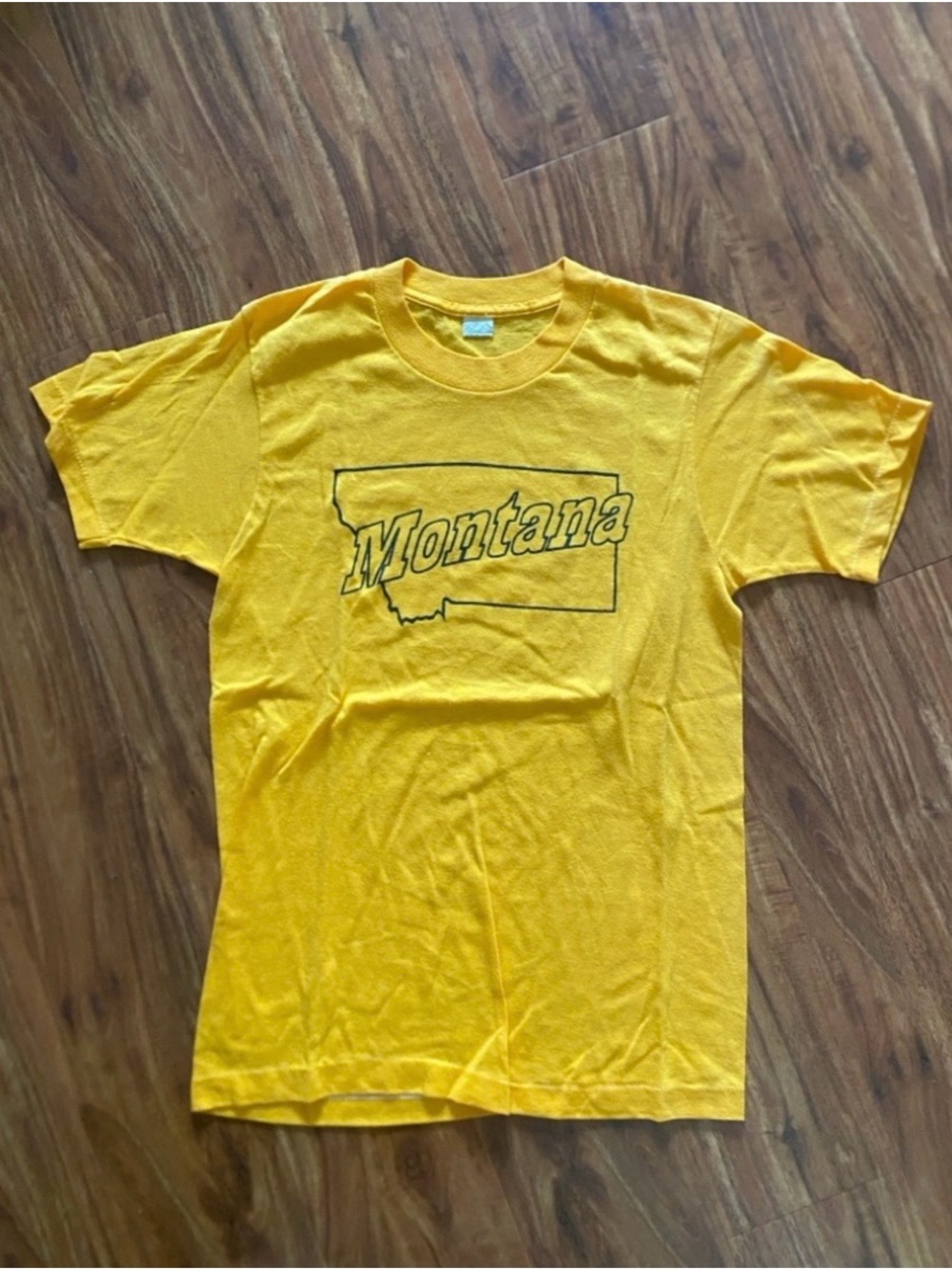 Vintage Womens Screen Stars Golden Montana Graphic T-Shirt Size Small Streetwear